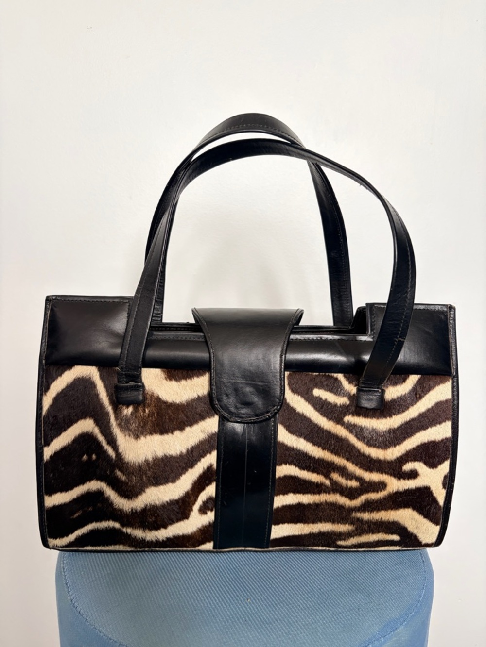 Vintage 60s Black Zebra Hair Print Top-Handle Leather Bag - Unbranded
